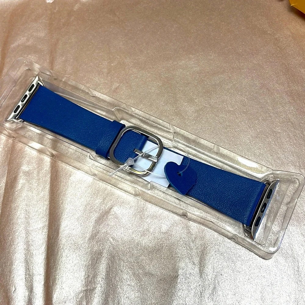 NIB Eyamumo Genuine Leather Smart Watch Buckle Band Compatible With Series 1-7